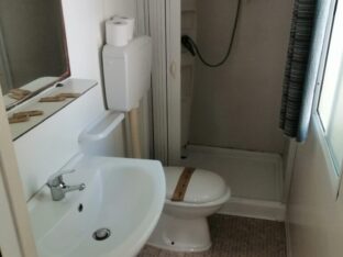 BAGNO CON DOCCIA BAGNO CON DOCCIA