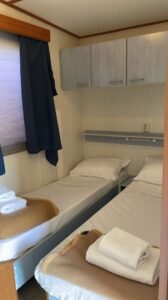 CAMERA DUE LETTI SINGOLI